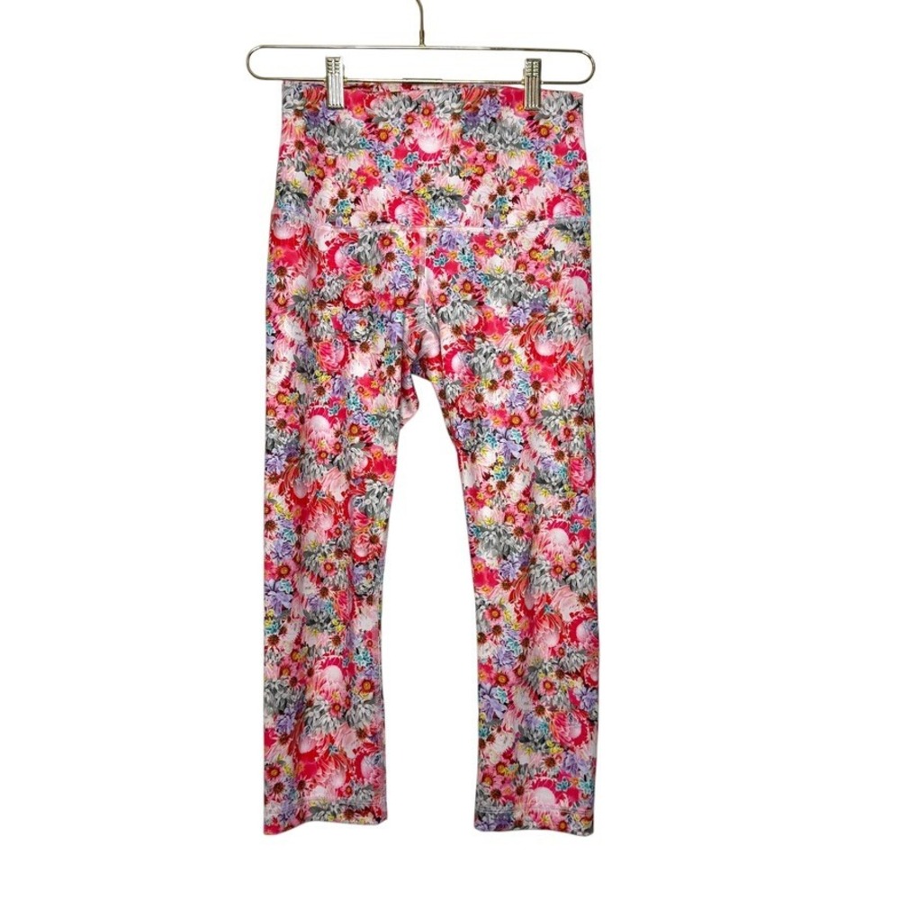 Lululemon‎ Flowabunga Floral Print Leggings Capris Women's Size 4